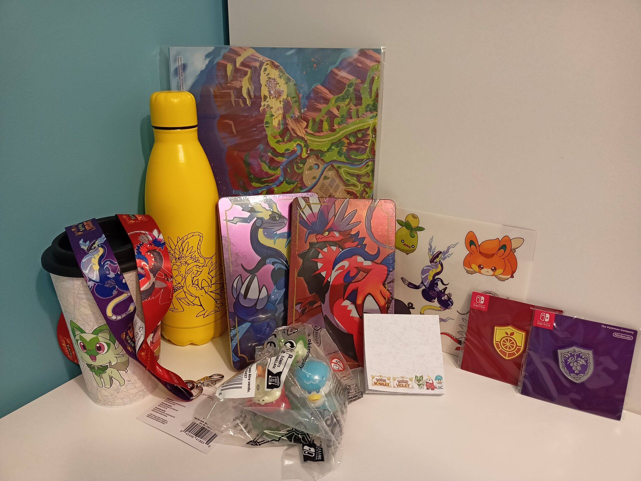 Fantastyczne oficjalne gadżety z Pokemon Scarlet/Violet do zdobycia!