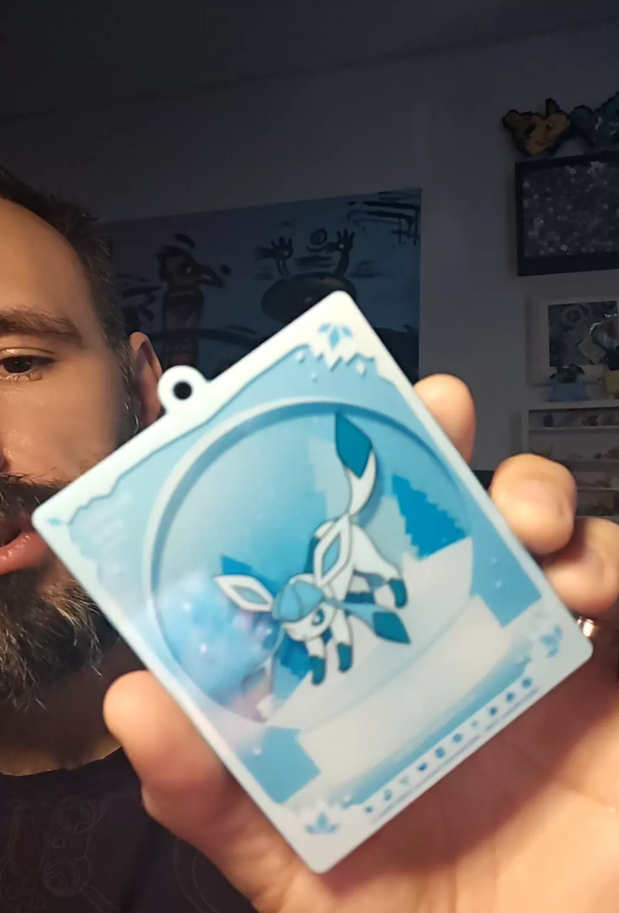Kolejna zawieszka i tym razem też bardzo fajna 😎 strasznie mi się podobają te zawieszki z #kartypokemon i na pewno ich kupię więcej bo są super! Szkoda tylko że są takie drogie.. #cutepokemon #pokemontiktok #pokemontcg 